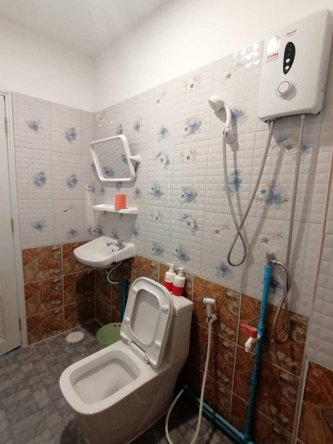 Armthong Resort 나콘나욕 외부 사진